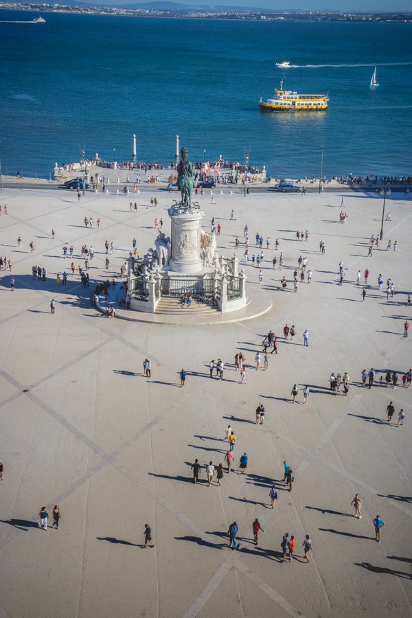 view from the Rua Augusta Arch