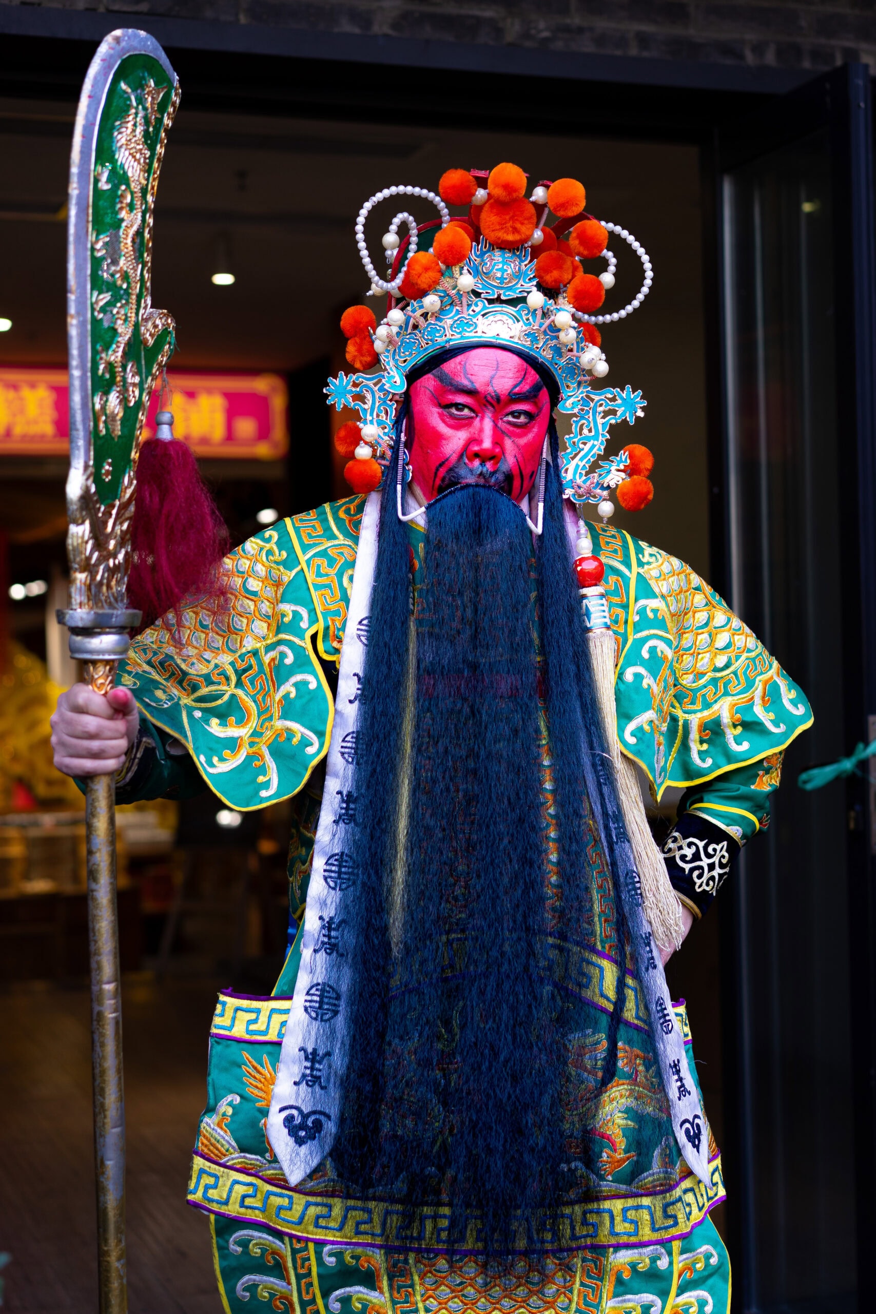 Chengdu travel guide: A man dressed in traditional Chengdu opera attire