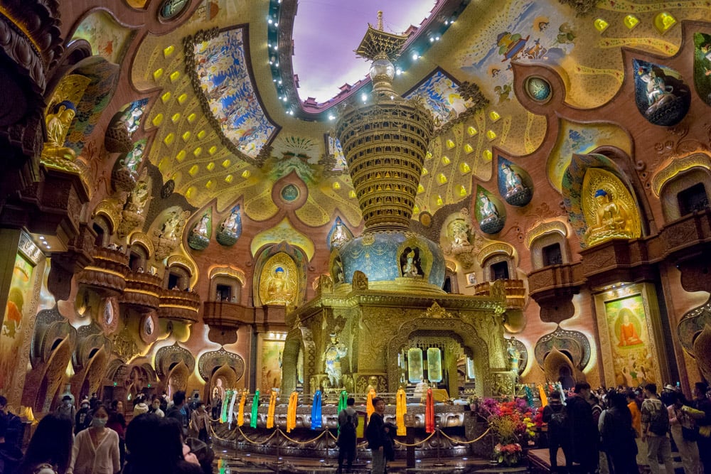 Usnisa Palace