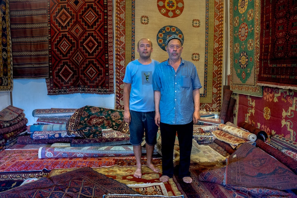 Buying a Kashgar rug