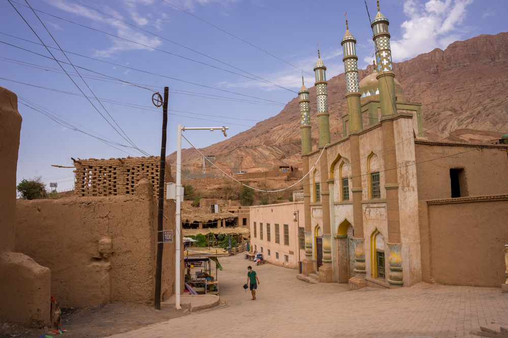 Tuyoq village and mosque, Xinjiang