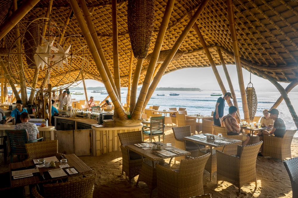 Breakfast on the beach at the Pearl of Trawangan resort on Gili T