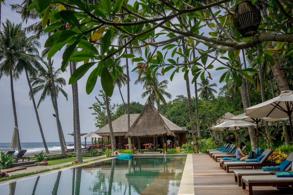 The beachside pool and restaurant of the Chandi Resort in Senggigi, Lombok