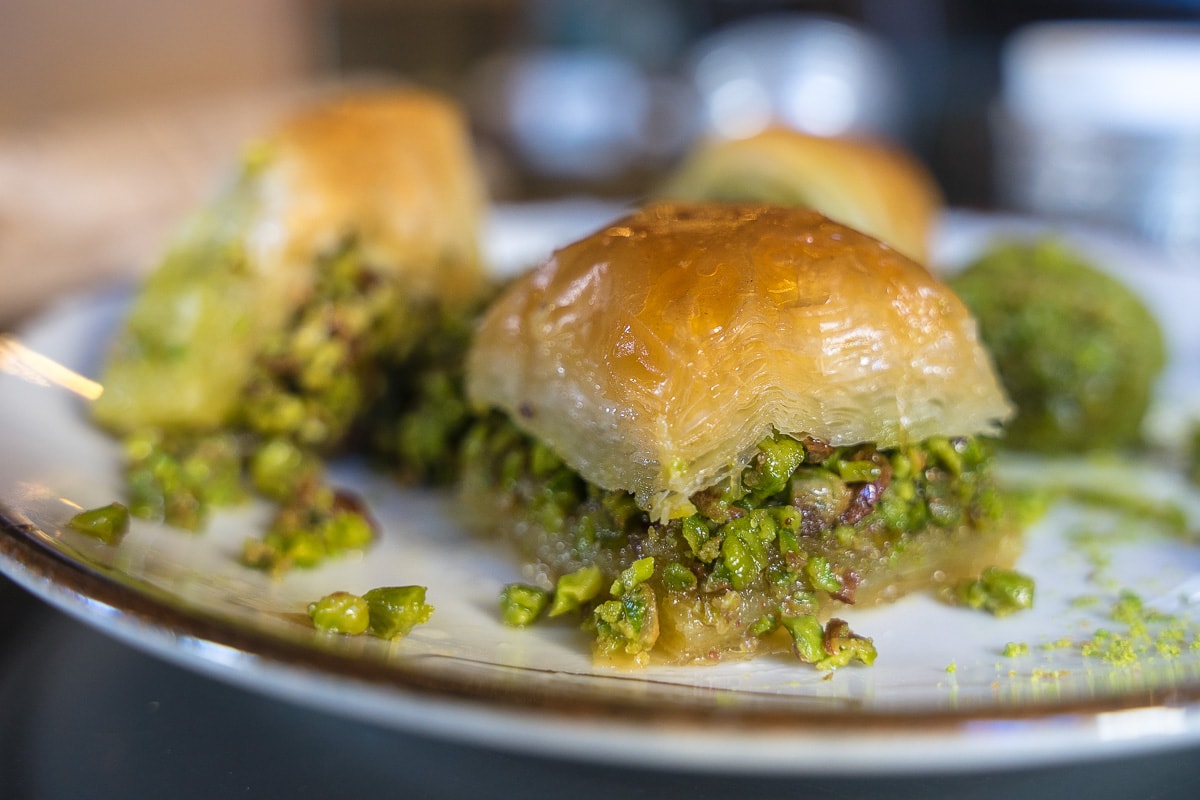 Things to do in Gaziantep: eat baklava