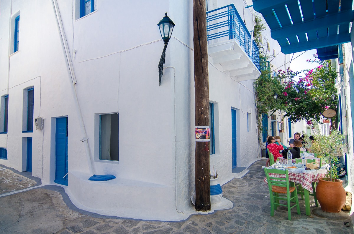 To Diporto taverna in Plaka Milos