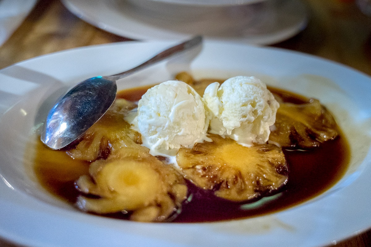caramelised pineapple with ice cream 
