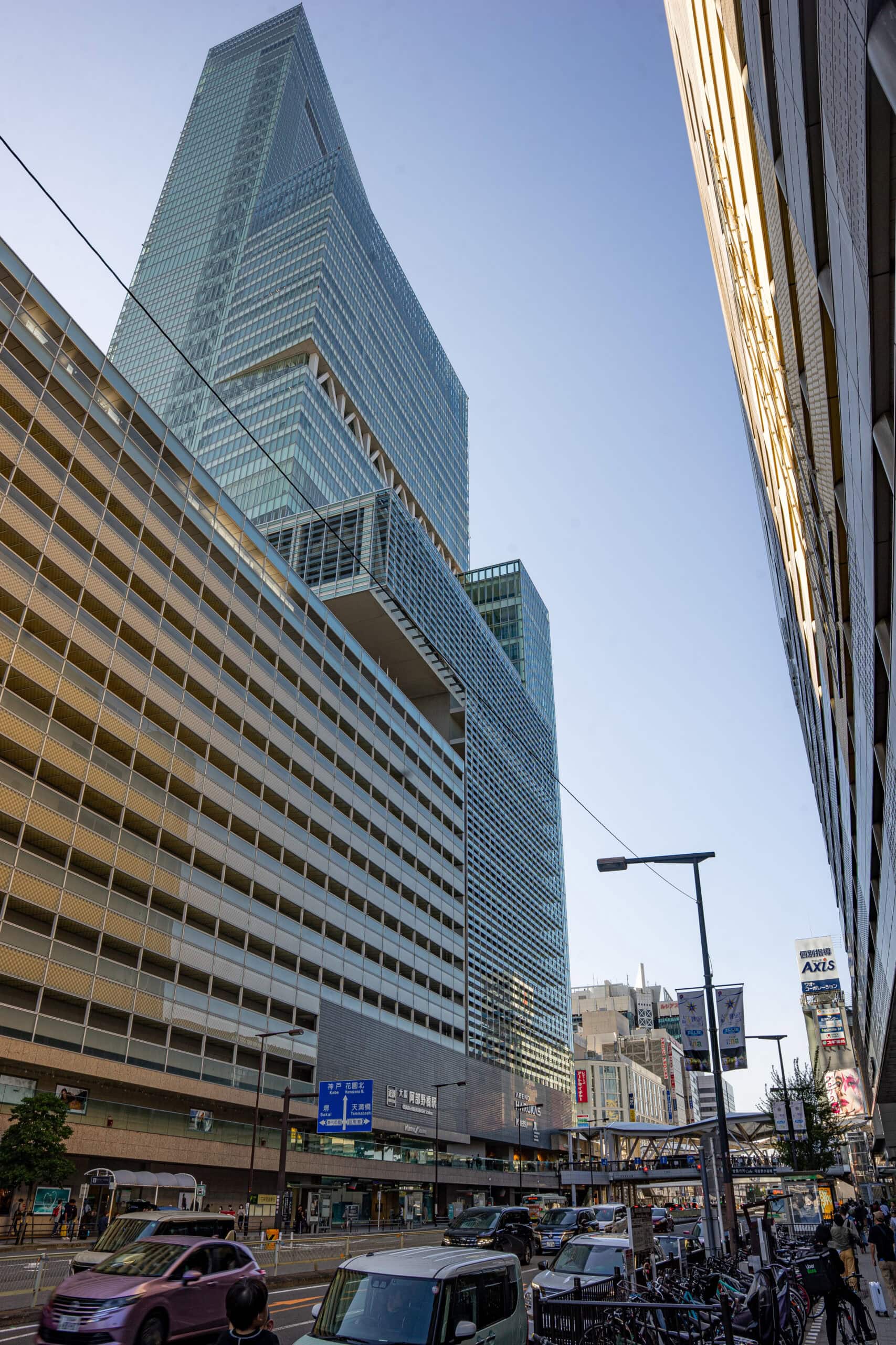 Abeno Harukas building, the tallest in Japan seen from outside