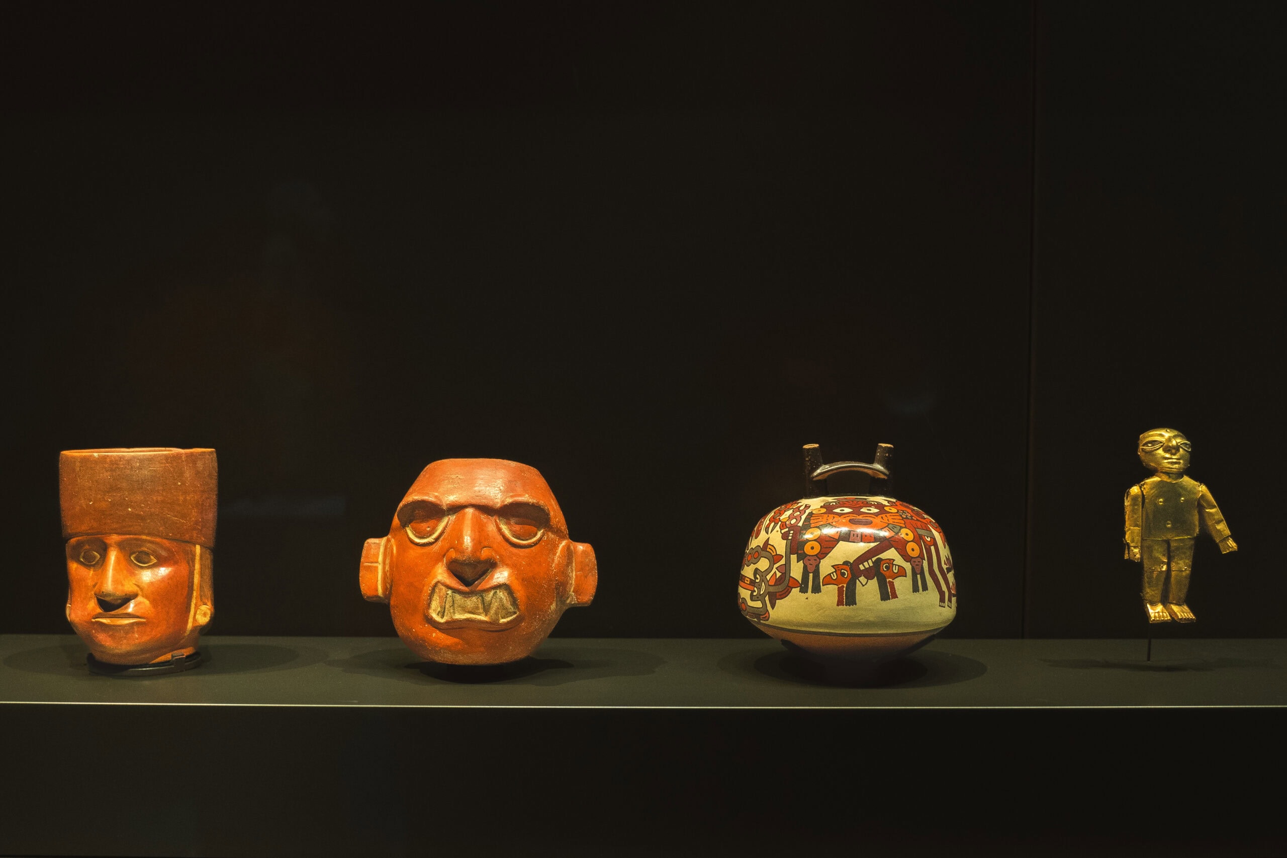 Mayan and Teotihuacan pieces at the Louvre Abu Dhabi