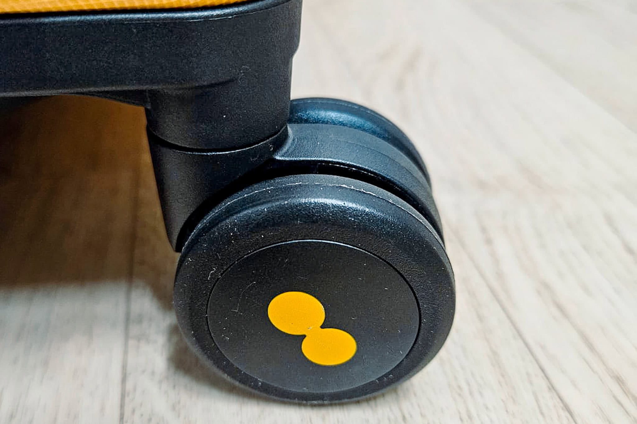 Level8 travel luggage wheel