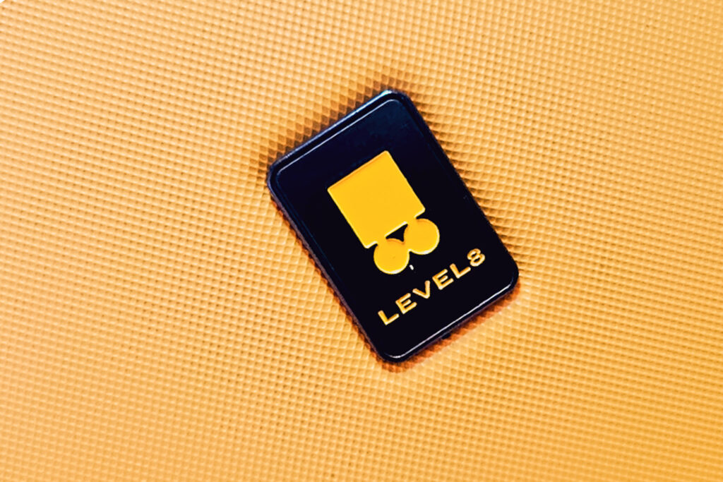 Level8 Voyageur Suitcase Review