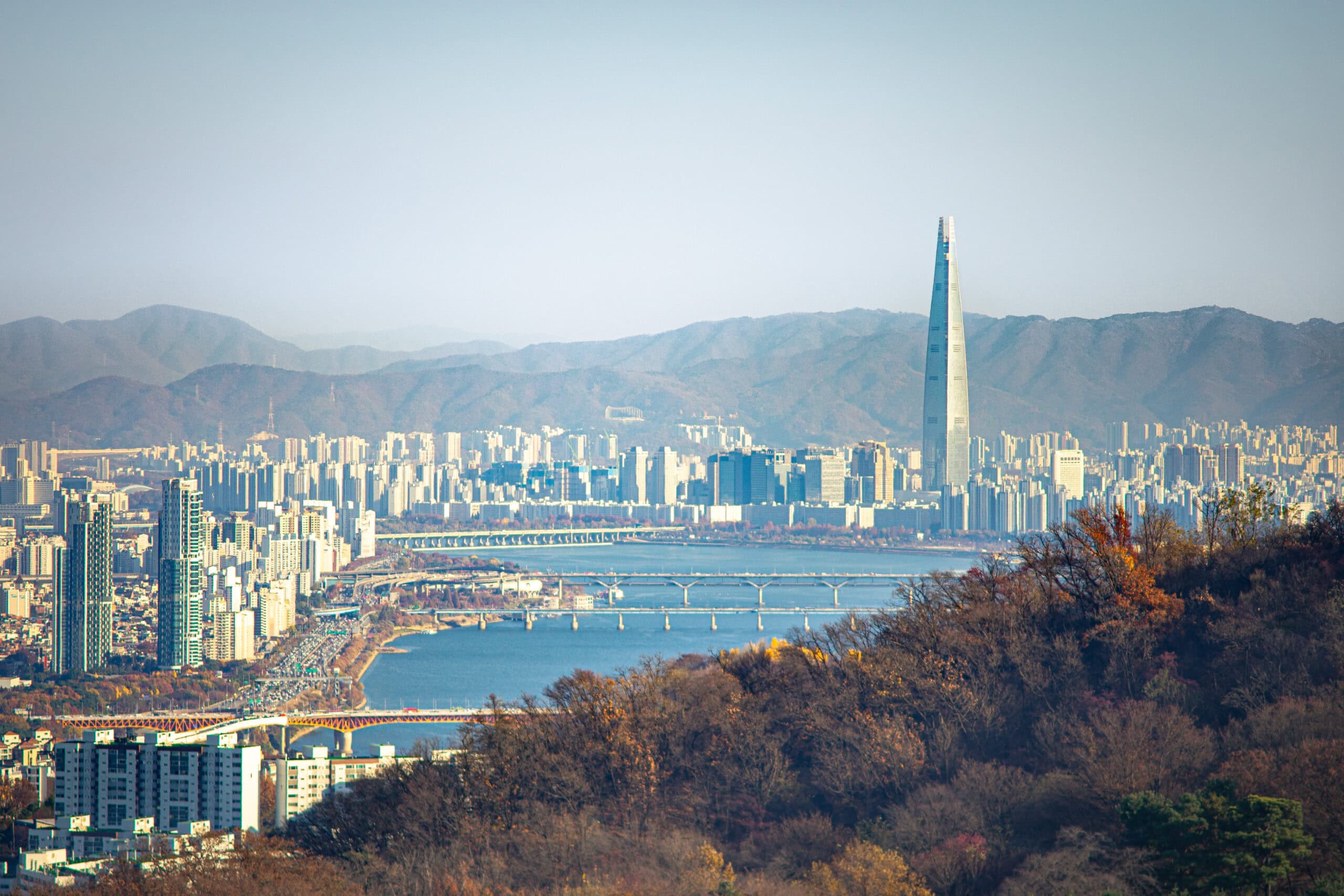 The view from Namsan looking toward the Lotte Tower and the Han
